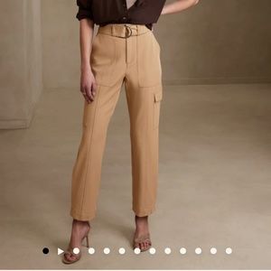 NWOT Banana Republic Refined Cargo Stretch Pant